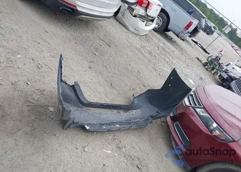 2018 Toyota Camry Le из США, поврежденный, VIN 4T1B11HK4JU533184